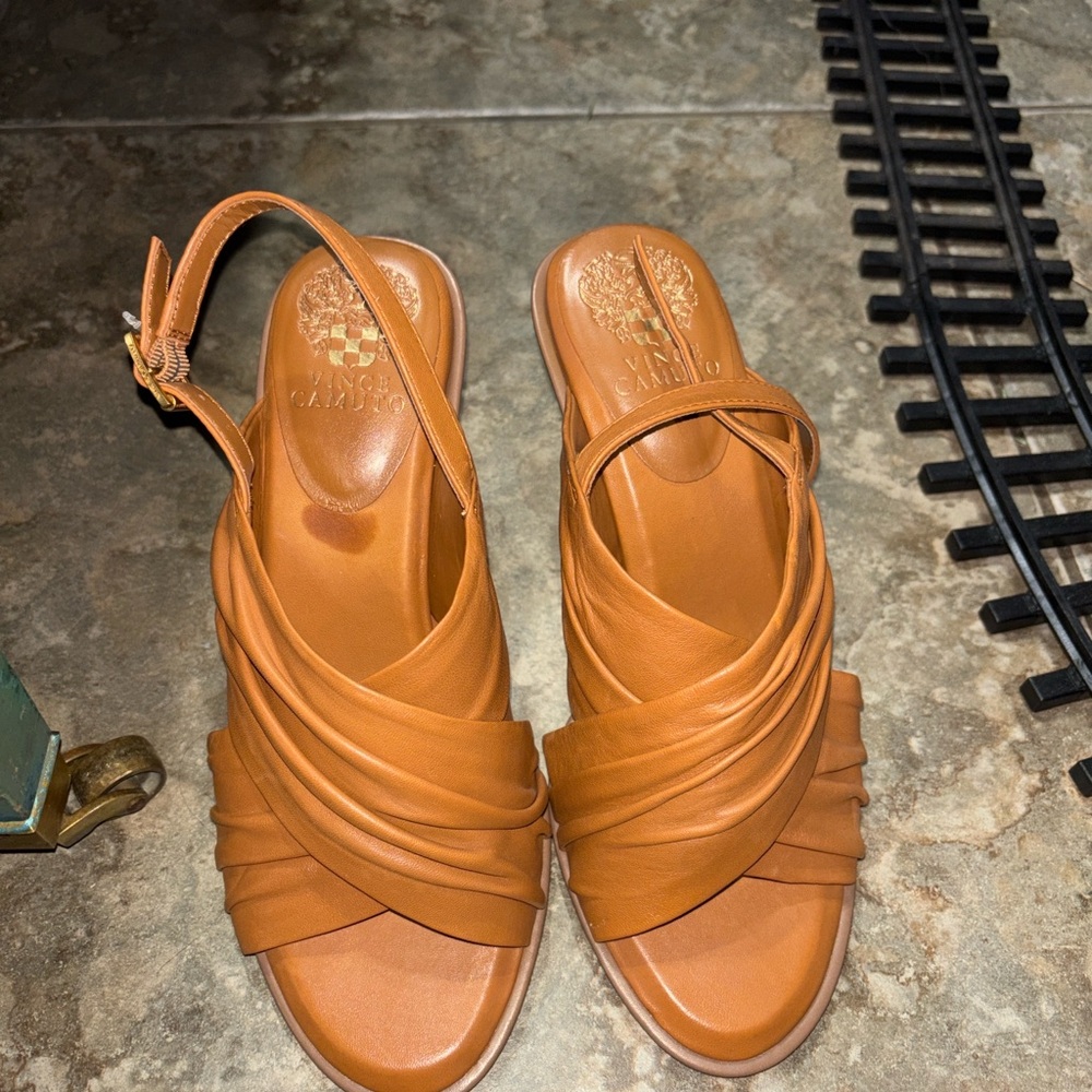 Vince Camuto Women's Brown Strappy Sandals